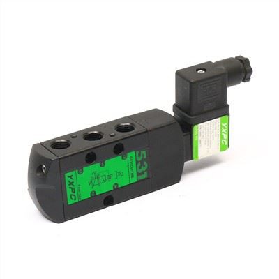 Pnömatik üç yollu valf